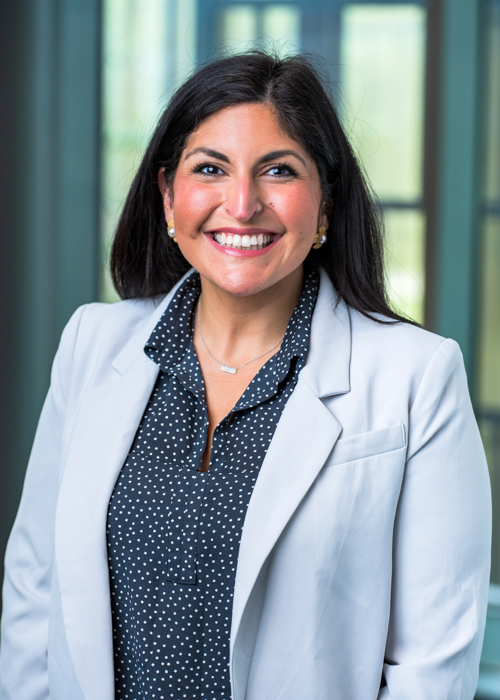 Crystal Loup headshot