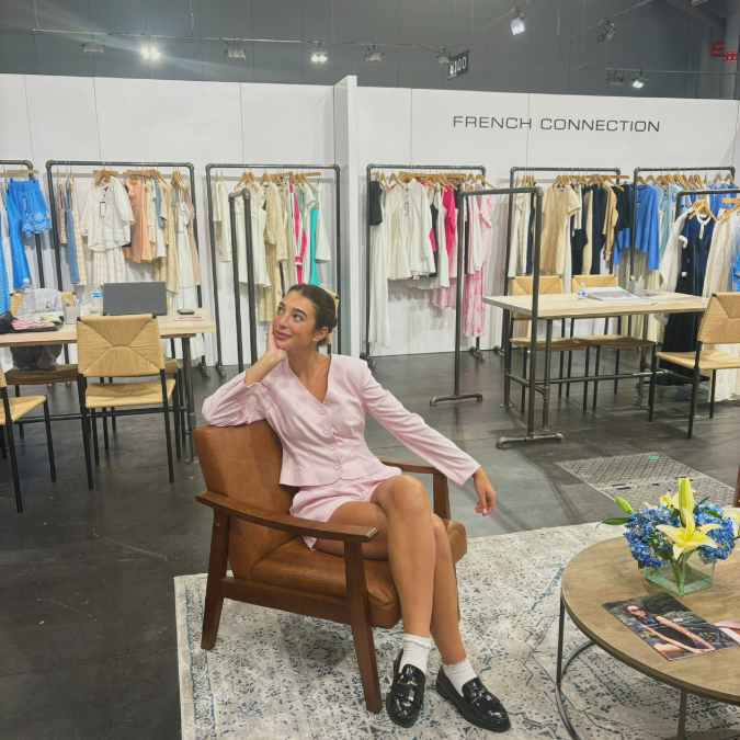 Olivia Pistone Olivia Pistone